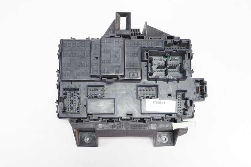 FORD F-150 Engine Fuse Box Relay Junction Box BCM BCU OEM 2012