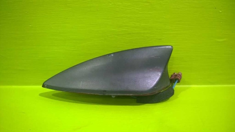 16 17 18 19 MALIBU SHARK FIN RADIO ANTENNA OEM 3527-14
