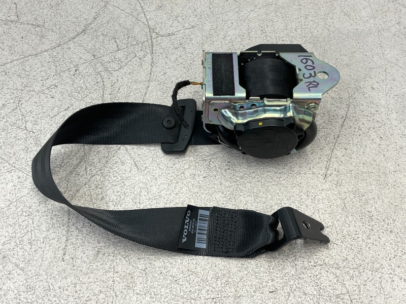 2018-2022 Volvo XC60 Rear Left Driver Seatbelt Retractor Black 1603 OEM