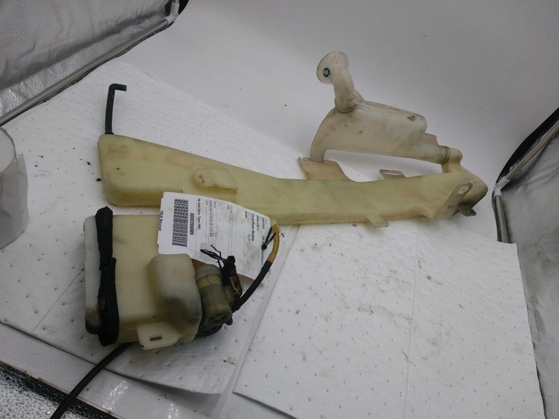 2004 Honda CR-V Engine Coolant Reservoir OEM 2.4L 19101PNB000 Used