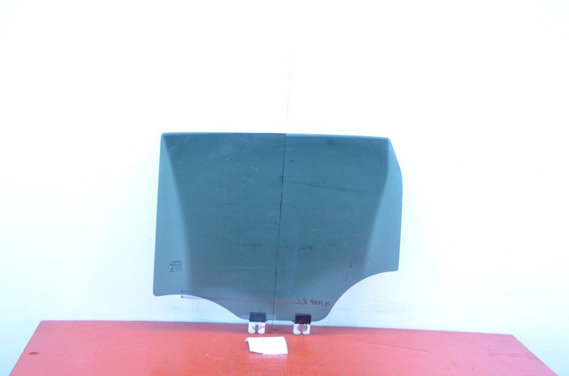 14-20 JEEP CHEROKEE REAR LEFT DRIVER SIDE DOOR WINDOW GLASS OEM