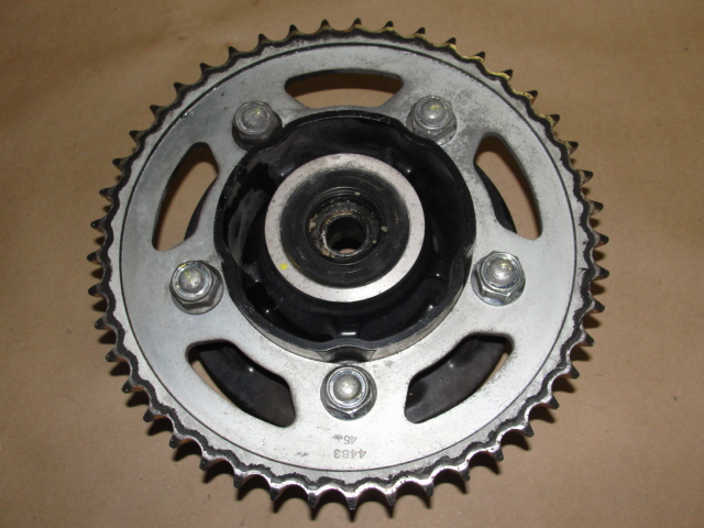 2004 HONDA CB 600 F HORNET REAR SPROCKET CARRIE HUB WHEEL CB600F CB600 599 04