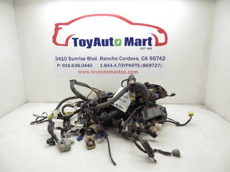00 01 02 03 04 TOYOTA SIENNA Dash Wire Harness