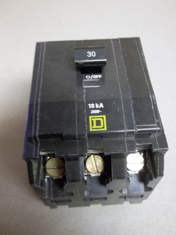 Square D TIPO 3-Pole 30A Circuit Breaker L-4490 *FREE SHIPPING*
