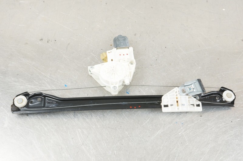 06-11 Mercedes ML350 ML500 REAR LEFT DRIVER SIDE WINDOW REGULATOR & MOTOR OEM