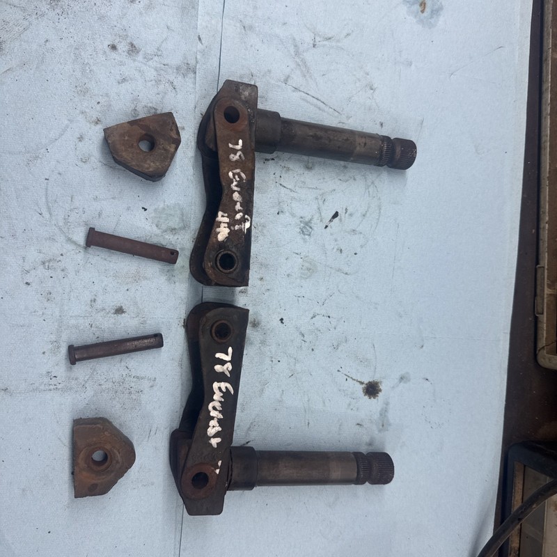1974 - 1978 ski-doo TNT Everest 440 Fan Vintage Snowmobile Ski Spindles