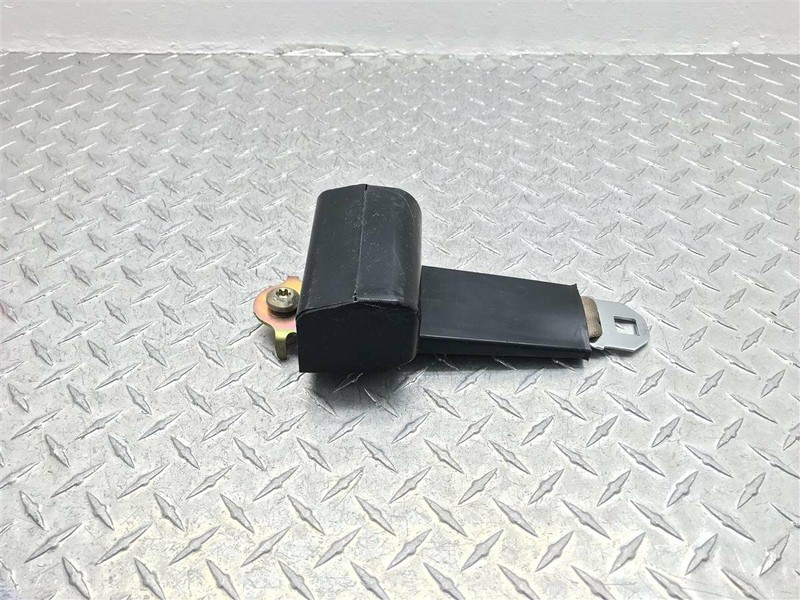 98-04 FORD RANGER DRIVER RETRACTOR OEM
