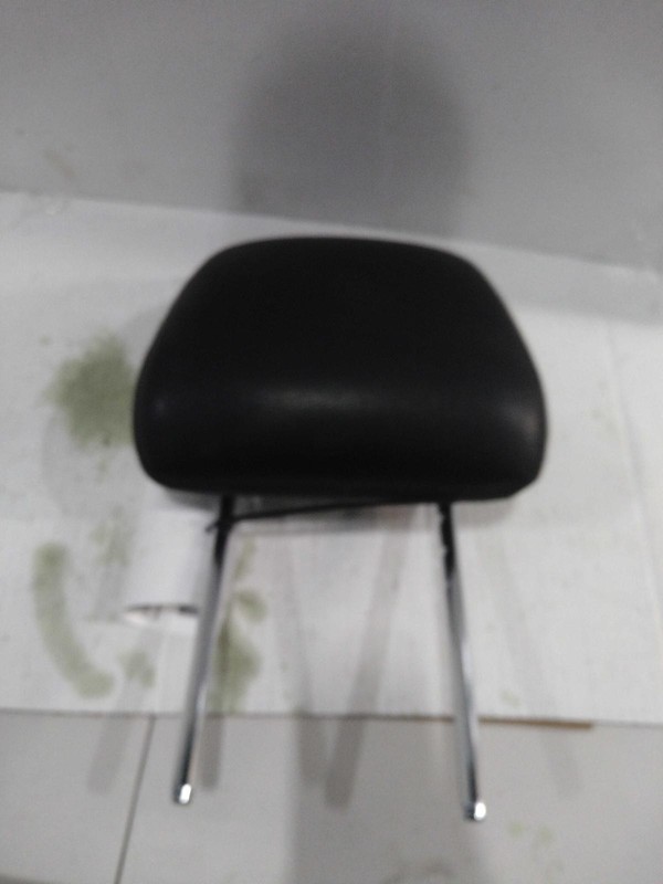 2016 Lincoln MKZ Left Side Headrest Silver OEM 1715425 136K Miles