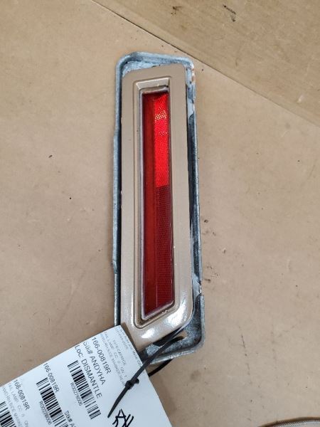 Passenger Tail Light Excluding Station Wgn Fits 75-76 CHEVROLET PASS. 276006