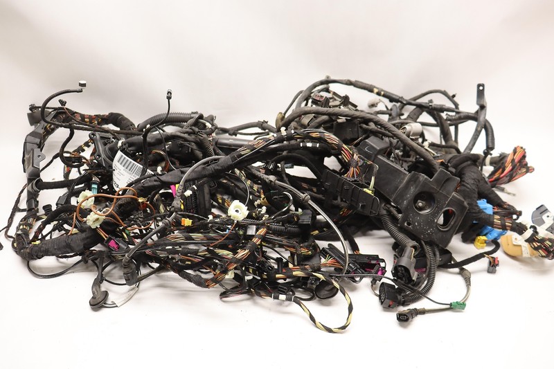 2017-2018 VOLKSWAGEN PASSAT 2.0L MAIN BODY WIRE WIRING HARNESS OEM