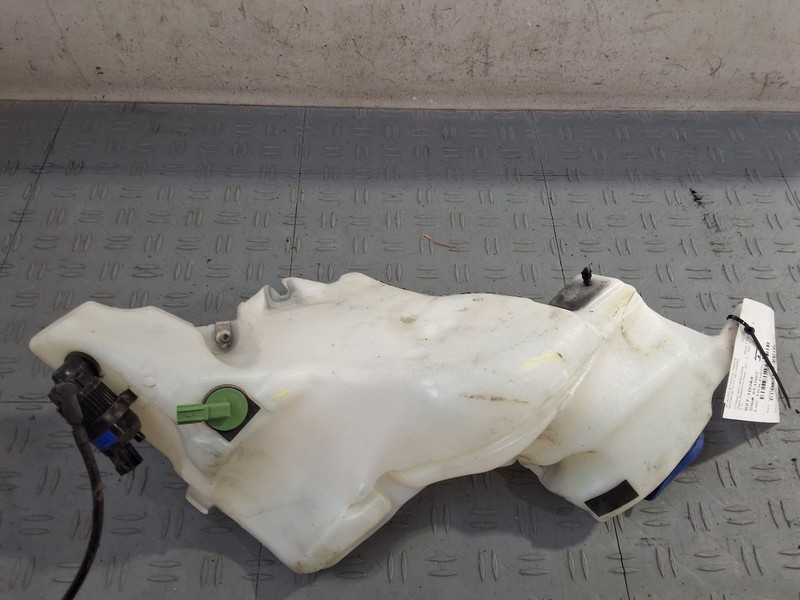 Wash Reservoir Fits 18-20 FORD F150 PICKUP 3537116