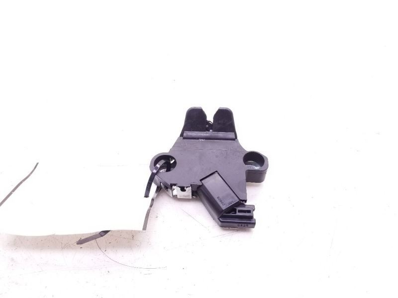 08-09 TOYOTA AVALON TRUNK LATCH