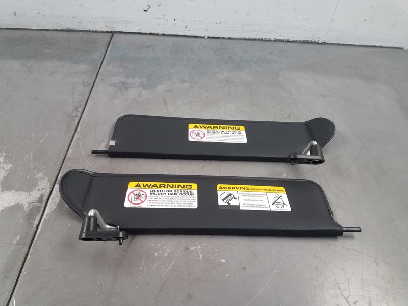 2004 Jeep Wrangler TJ Rubicon 4x4 Sun Visors #7299 G4