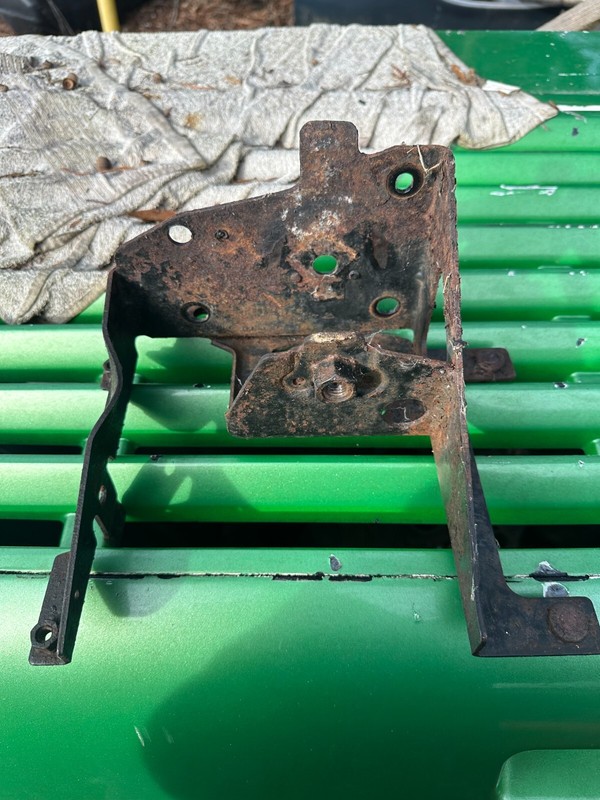 03-05 DODGE NEON SRT4 SRT-4 OEM BATTERY TRAY MOUNTING BRACKET