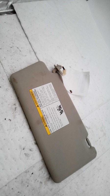 2008 Nissan Rogue Grey Sun Visor Used OEM 4DR SUV 82K Mileage NJ25-22640-566623