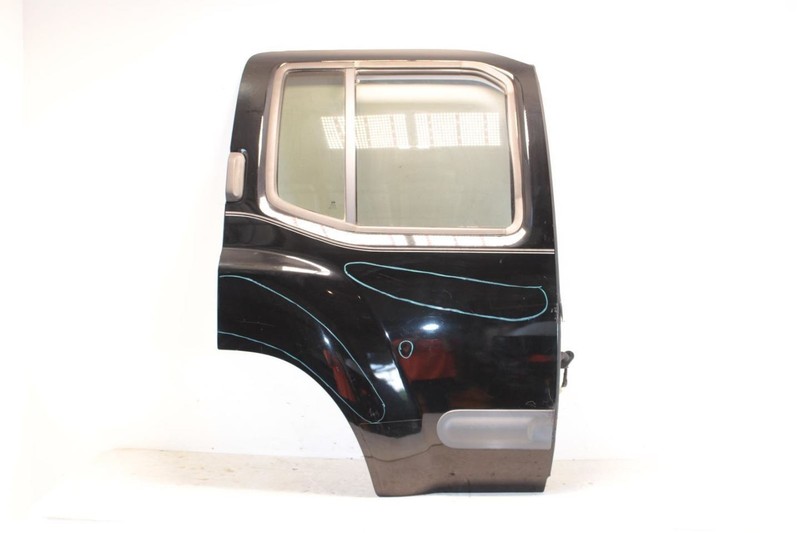 05-15 Nissan XTERRA 4.0L Black Passenger Right Rear Side Door Assembly