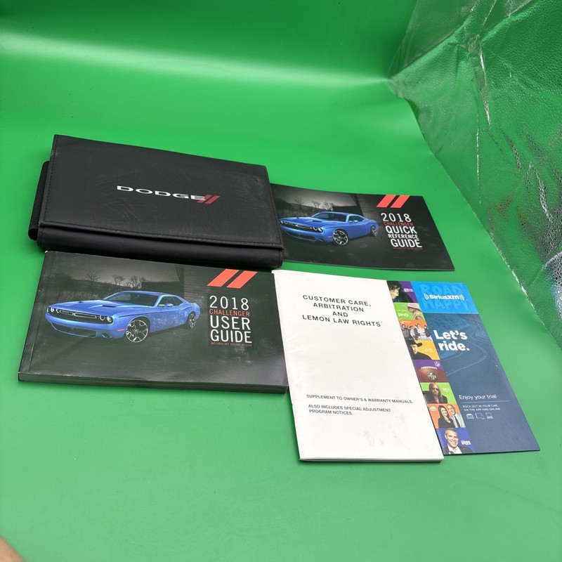 2018 Dodge Challenger Owners Manual Quick Reference Guide With Case Included