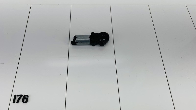 06-13 RANGE ROVER SPORT FRONT RIGHT PASSENGER SIDE POWER SEAT ADJUST MOTOR OEM