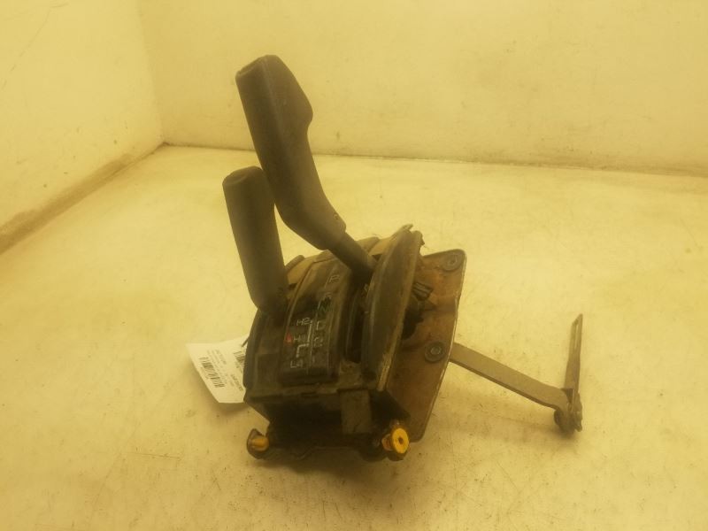 1989 TOYOTA 4RUNNER SR5 4WD AUTOMATIC TRANSMISSION SHIFTER