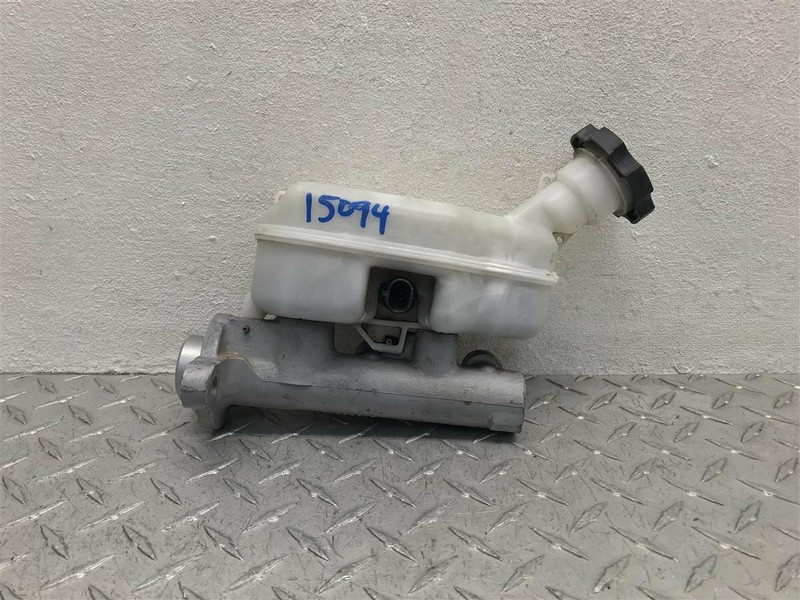 02 03 04 05 06 07 3.5L RENDEZVOUS AZTEK BRAKE MASTER CYLINDER OEM 541-01166B