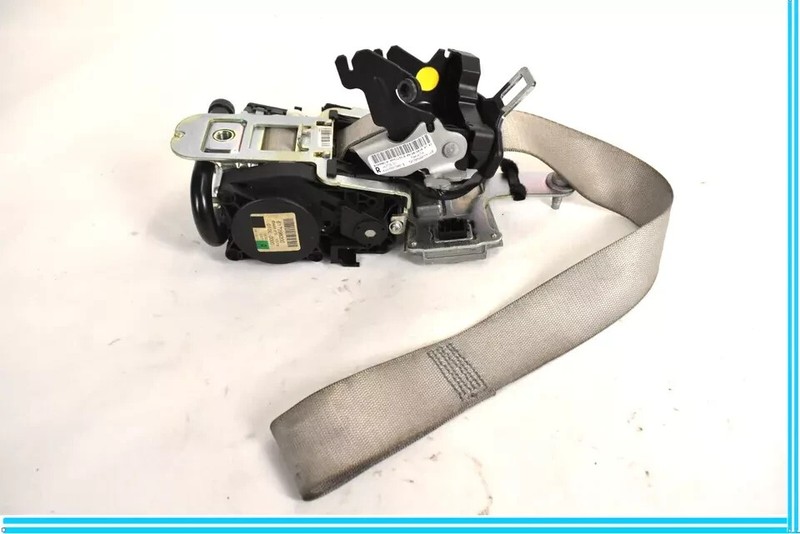 10-13 Mercedes W207 E550 E350 Front Right Passenger Side Seat Belt Gray OEM