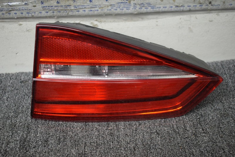 2015-2016 VOLKSWAGEN JETTA INNER TAIL LIGHT FACTORY OEM
