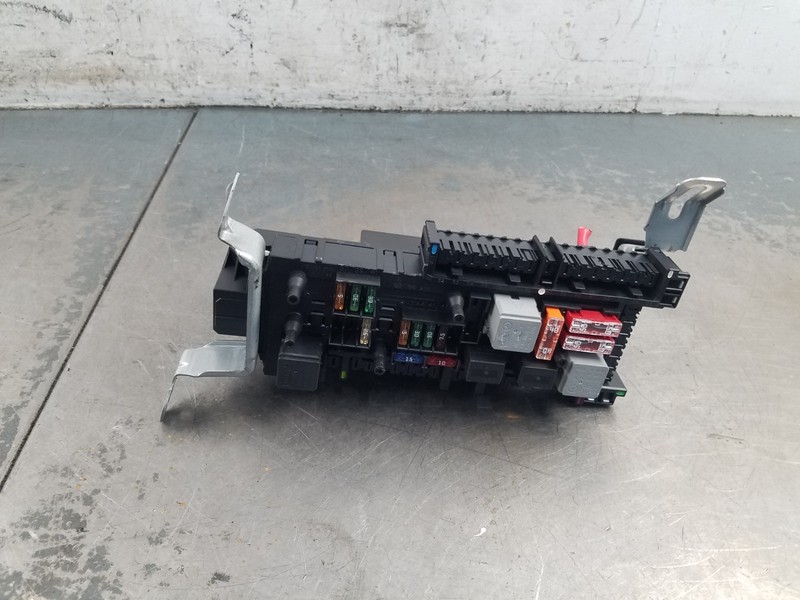 2012 Mercedes AMG CLS 63 SAM Module / Fuse Panel #8399 K4