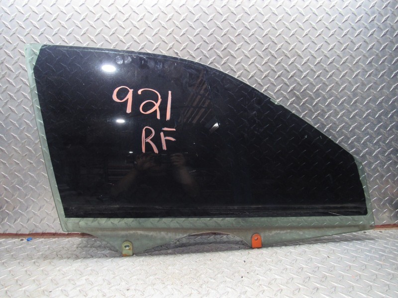 98 99 TOYOTA CAMRY RIGHT FRONT PASSENGER DOOR GLASS WITH ULTRAVIOLET