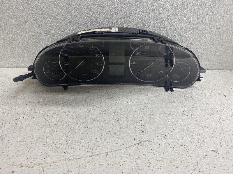 2005 Mercedes C240 Speedometer Gauge Cluster A 203 540 47 47 Panel