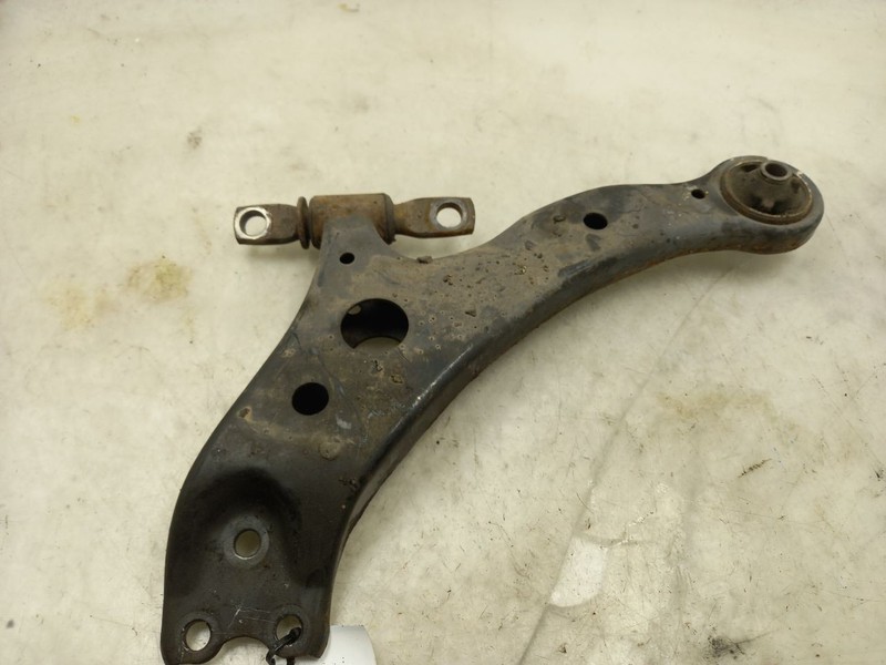 12-17 TOYOTA CAMRY FRONT DRIVER LEFT LOWER CONTROL ARM VIN D 5TH DIGIT