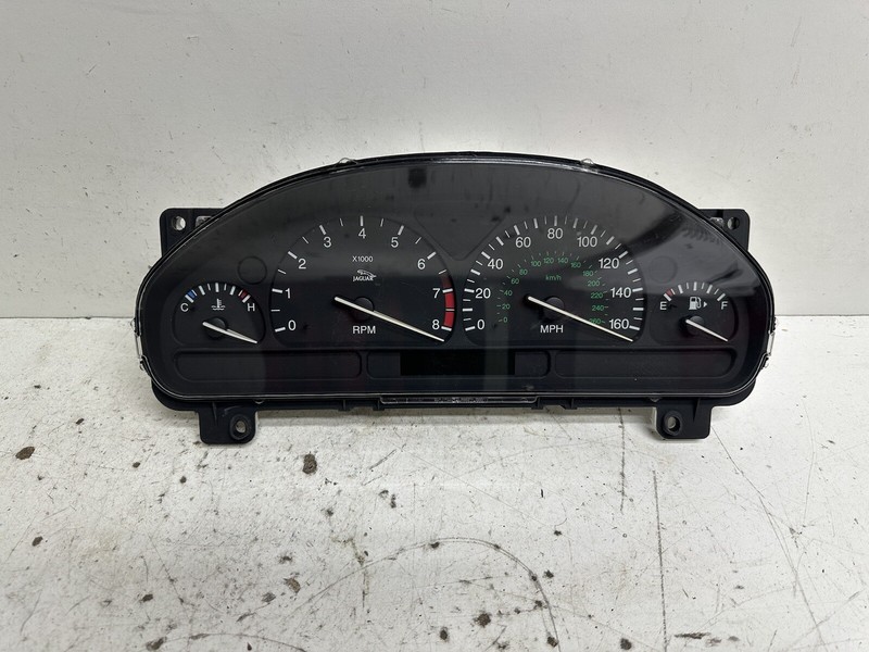 2000-2001 Jaguar S-Type Cluster Speedometer tach gauges instrument panel oem
