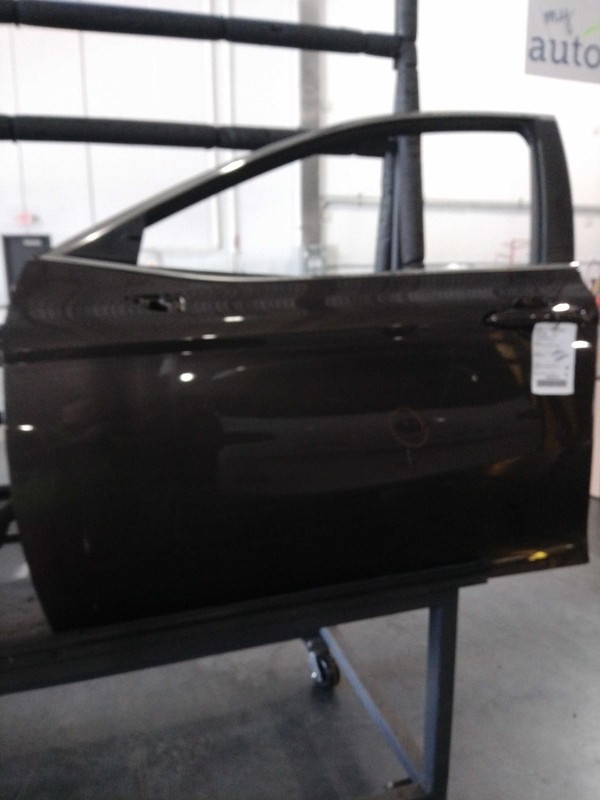 2019 Toyota Camry Left Front Door Brown Light Scratch OEM Used 653376
