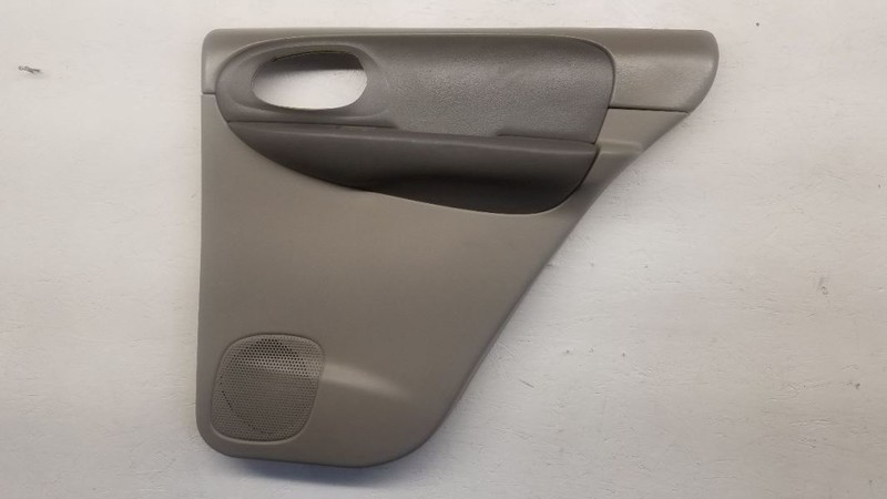 02-06 Chevrolet Trailblazer Rear Right Passenger Door Trim Panel OEM 15155363