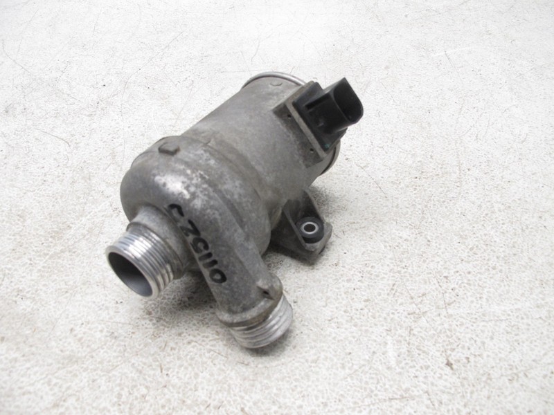 12-18 BMW F25 X3 X1 X4 X5 Z4 328i 228i 428i 528i ELECTRIC COOLANT WATER PUMP 011