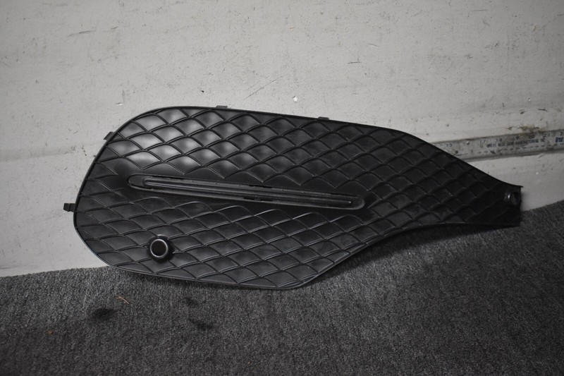 2020-2023 MERCEDES BENZ GLE450 GLE350 4MATIC GRILLE FACTORY OEM