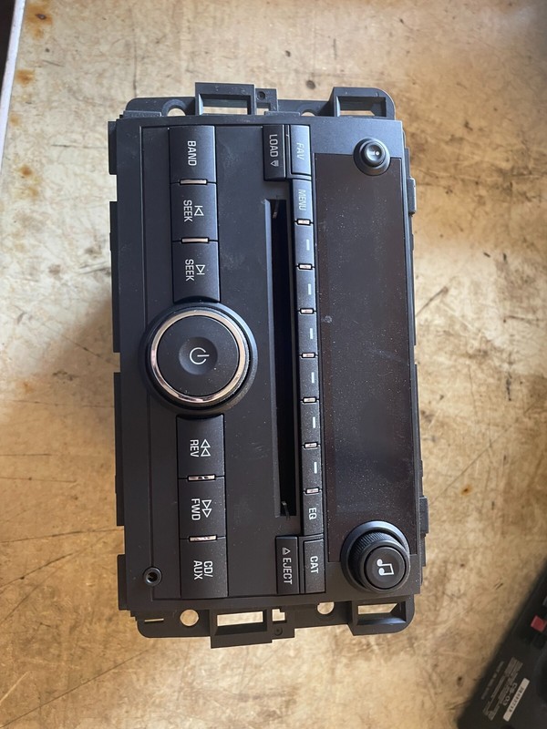 06 CHEVROLET IMPALA MONTE CARLO CD PLAYER RADIO STEREO 15870718