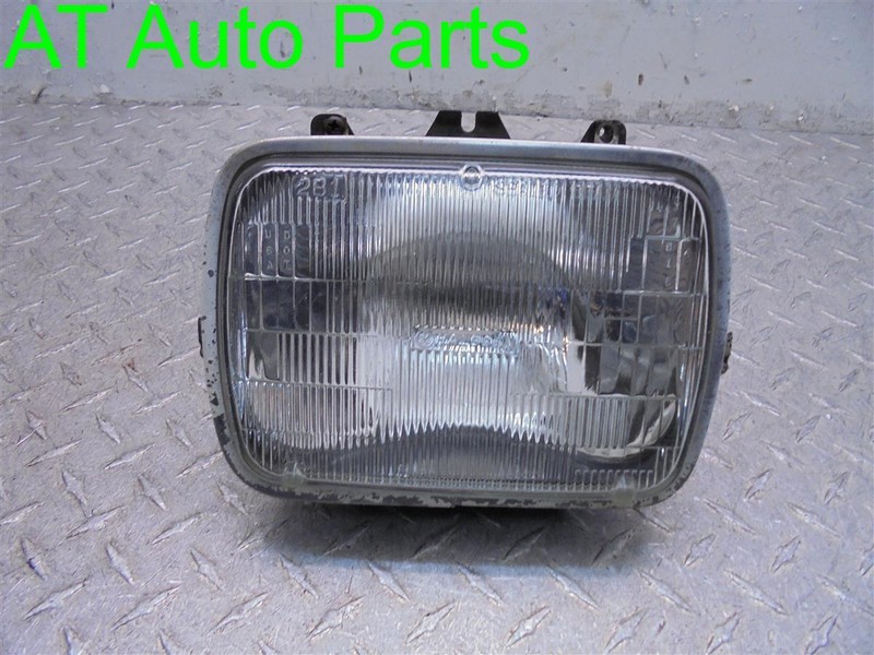 98 99 00 01 C1500 C2500 C3500 YUKON TAHOE DRIVER HEADLAMP 25949657
