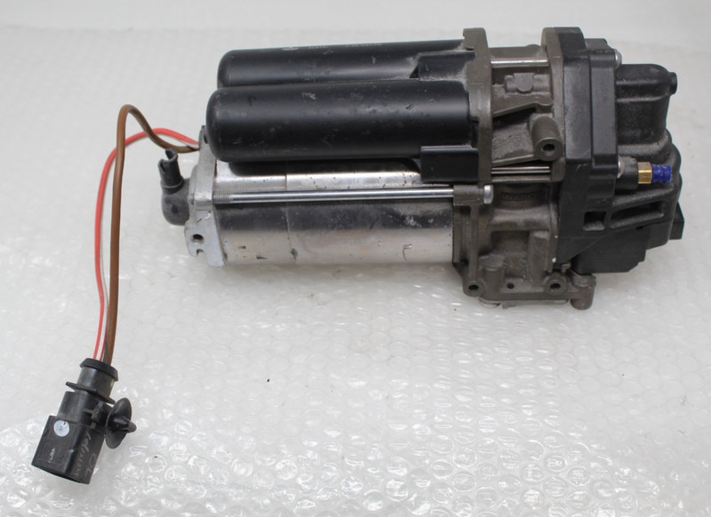 2016-20 Tesla Model S X Wabco air suspension twin compressor pump OEM 1044911-00