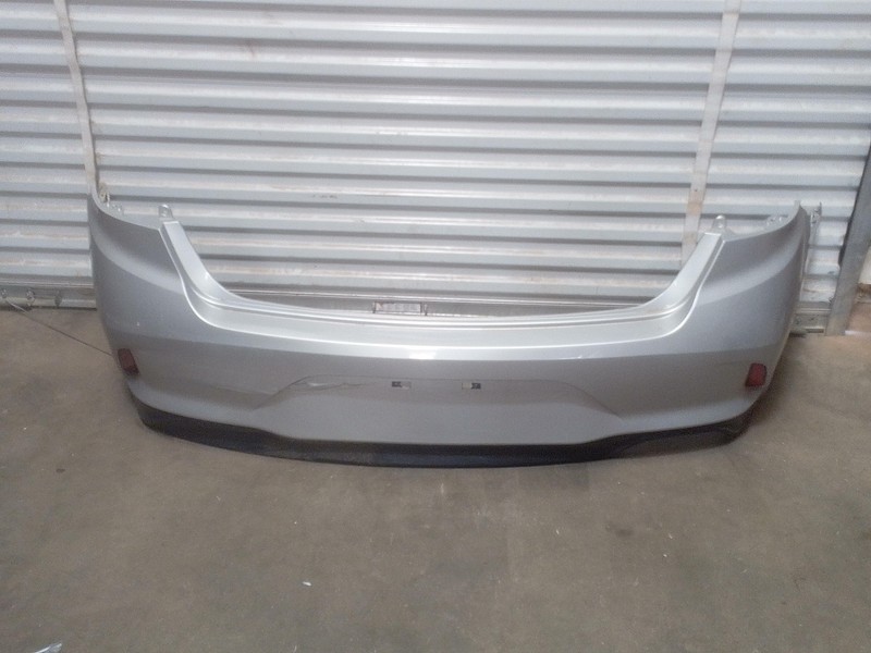 2018-2019 HYUNDAI SONATA REAR BUMPER COVER PANEL ASSEMBLY W/O PARK ASSIST OEM