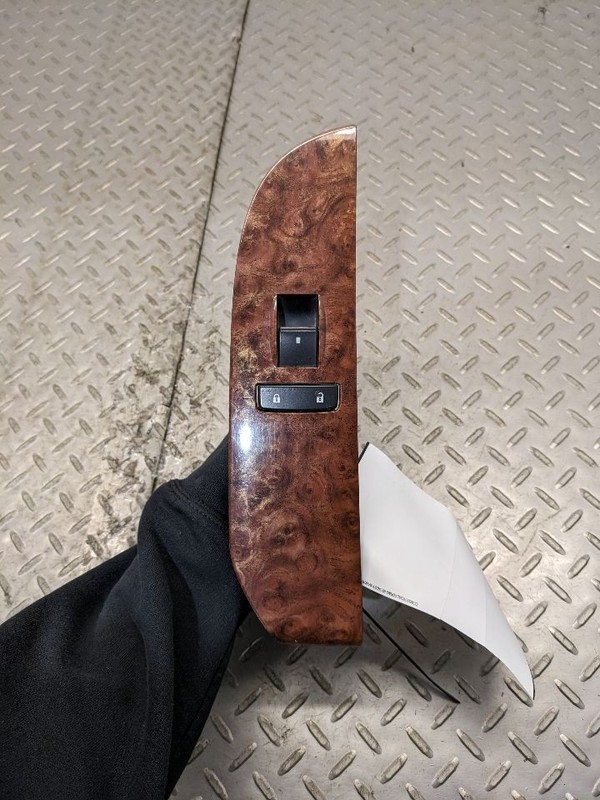 TAHOE 2007 Front Door Switch 1161500