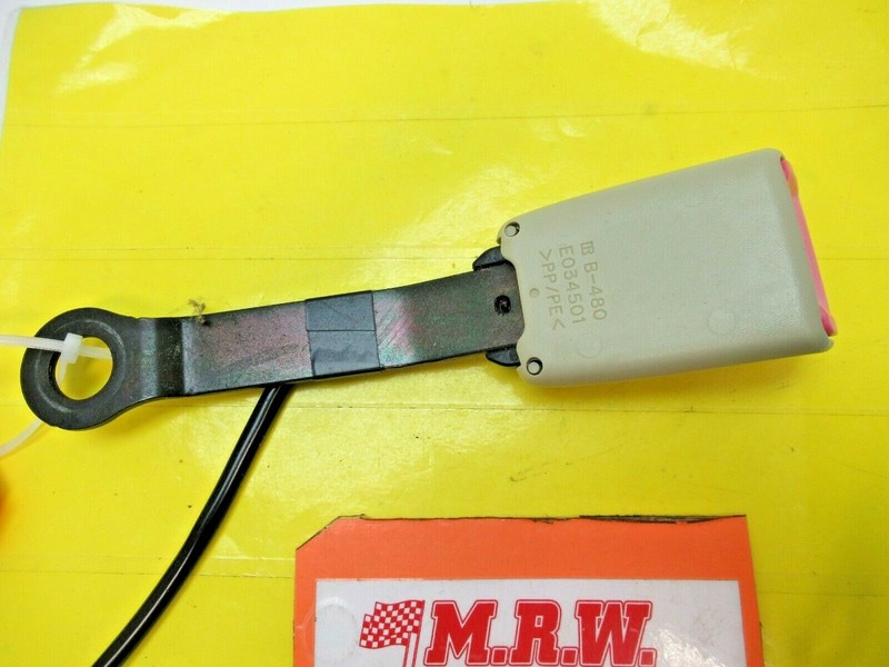 SEAT BELT BUCKLE RIGHT FRONT PASSENGER SEATBELT LATCH RF for 05 06 G35 INFINITI