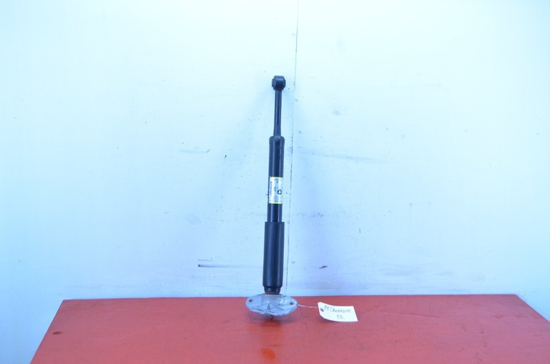 14-20 JEEP CHEROKEE REAR RIGHT PASSENGER SHOCK STRUT ABSORBER OEM