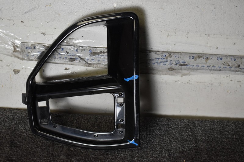 2019-2020 BMW X5 G05 M FRONT BUMPER LEFT AIR INTAKE GRILLE 51118074269 ORIGINAL