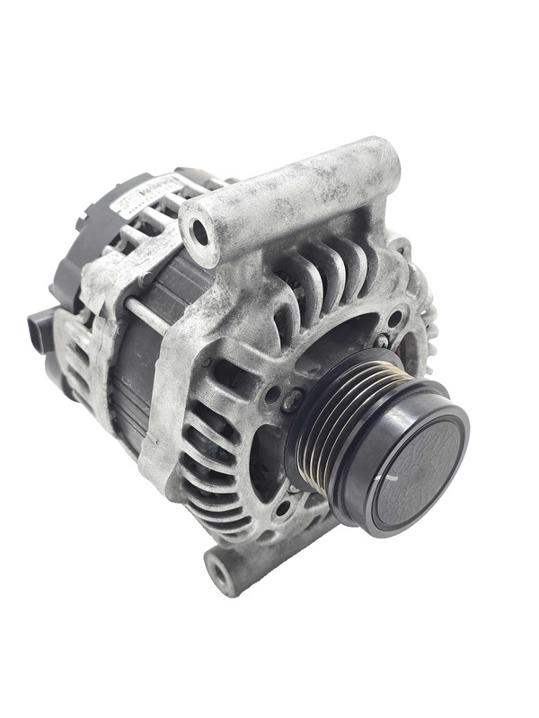 2018 Cruze 1.4L Alternator Assembly 12V 130AMP P/N 13515942