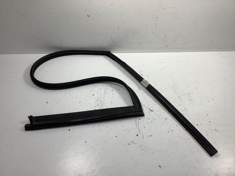 97-01 Honda Prelude Left Door Channel Molding OEM
