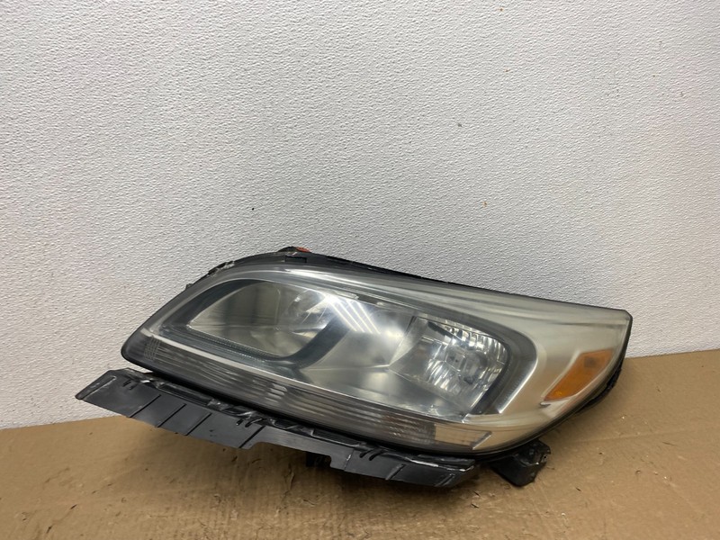 2013 - 2015 Chevrolet Malibu Left Driver LH Halogen Headlight Oem AC4131 DW
