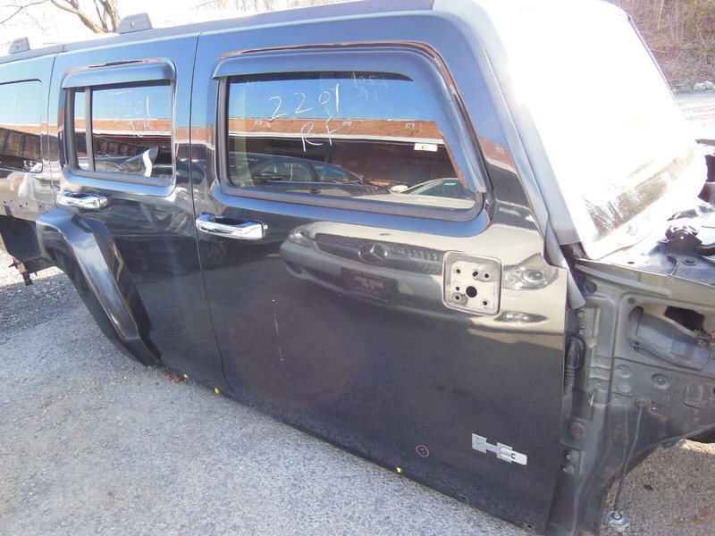 2008 2009 Hummer H3 Front Door Assembly Passenger Right RH OEM