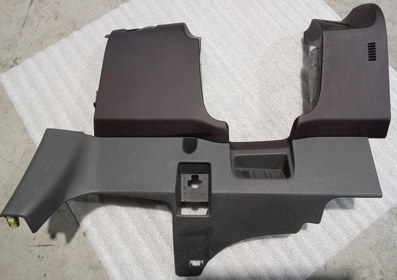 2004-2005 Toyota Prius Left Lower Dash Finish Trim Panel Gray 55045-47050