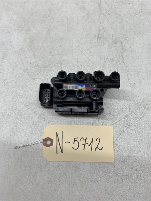 16-20 TESLA MODEL S X AIR SUSPENSION MAIN SOLENOID CONTROL VALVE BLOCK 5712 B61