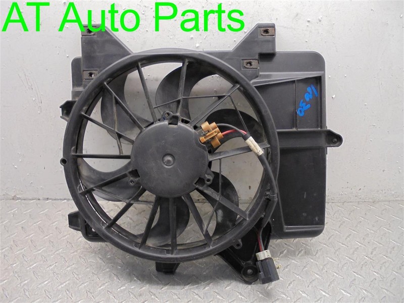 2005 FORD ESCAPE 2.3L RADIATOR AND CONDENSOR FAN ASSEMBLY 22137318